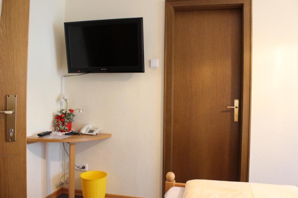 Gasthof-Hotel Winkler Muhldorf  Luaran gambar