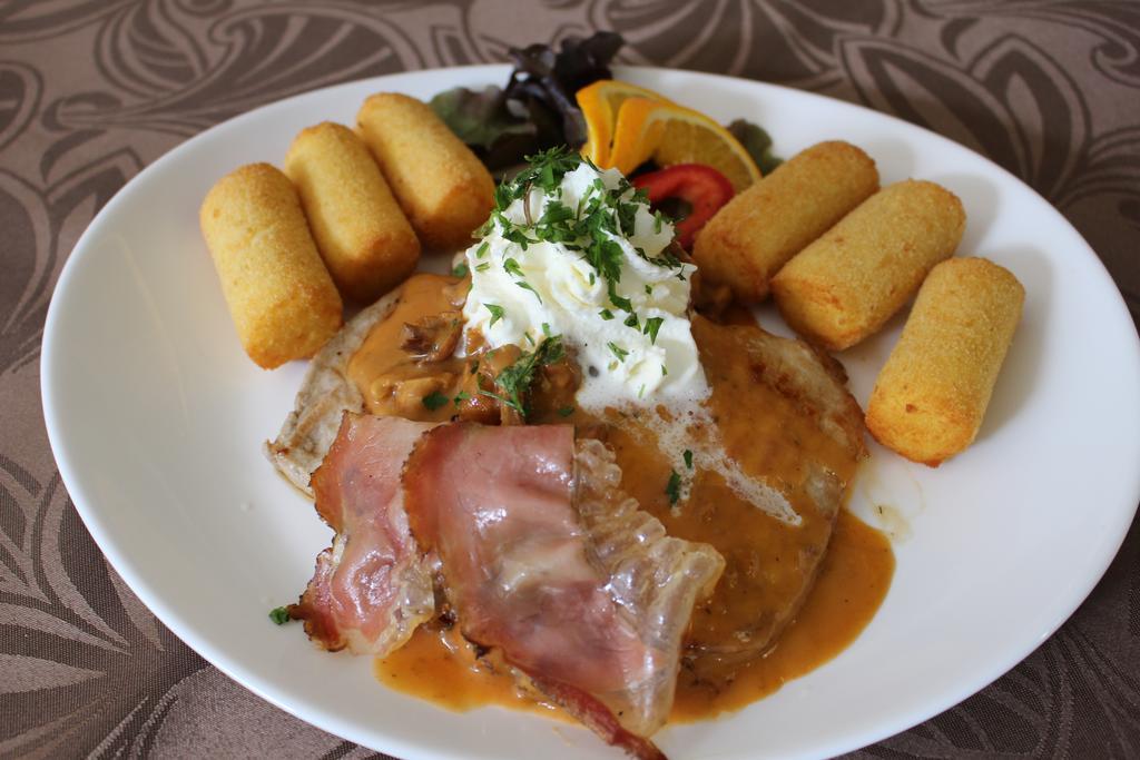 Gasthof-Hotel Winkler Muhldorf  Luaran gambar