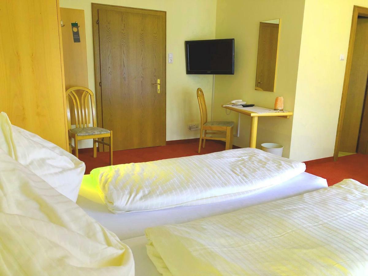 Gasthof-Hotel Winkler Muhldorf  Luaran gambar